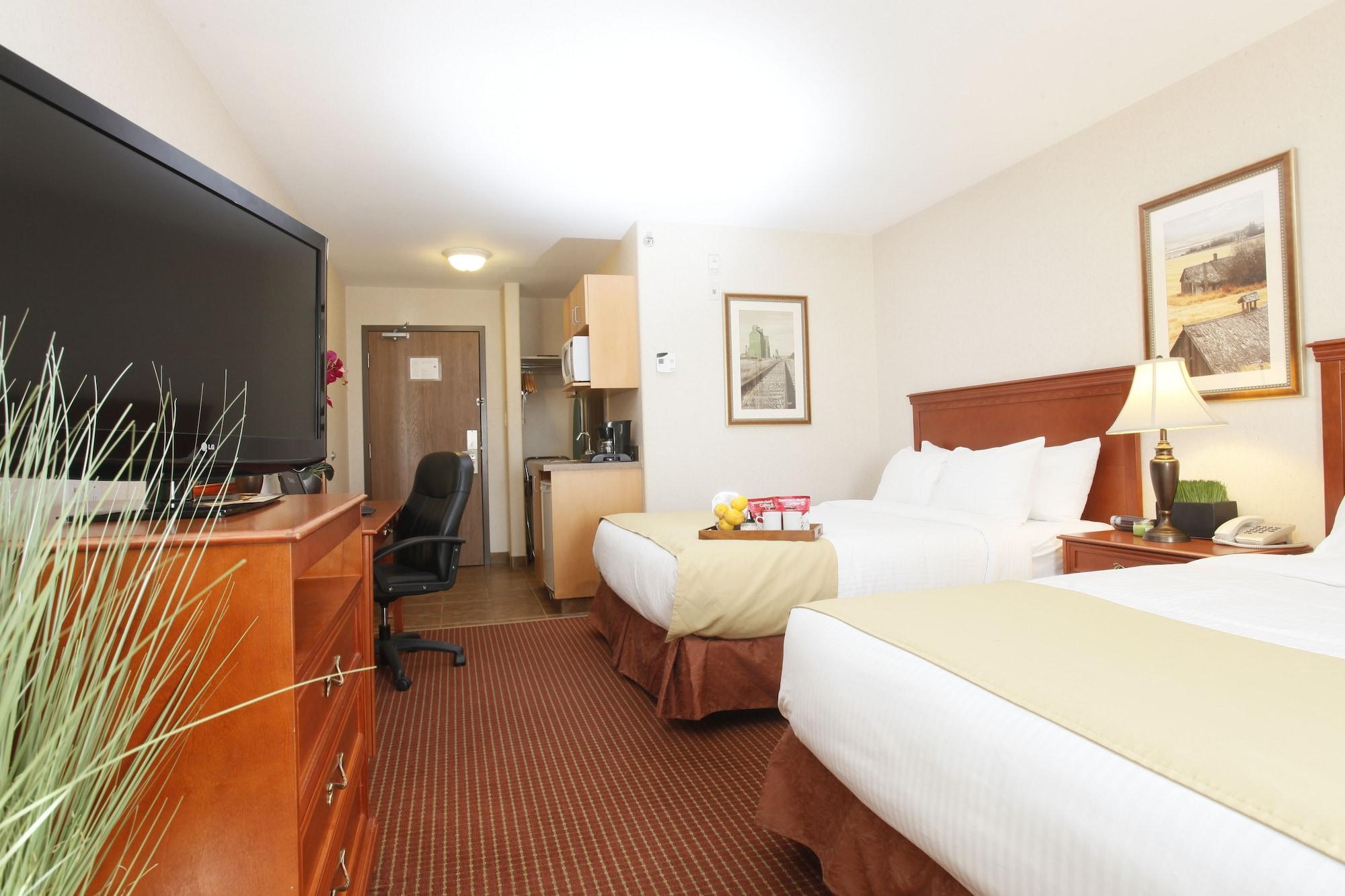Stonebridge Hotel Dawson Creek Bagian luar foto