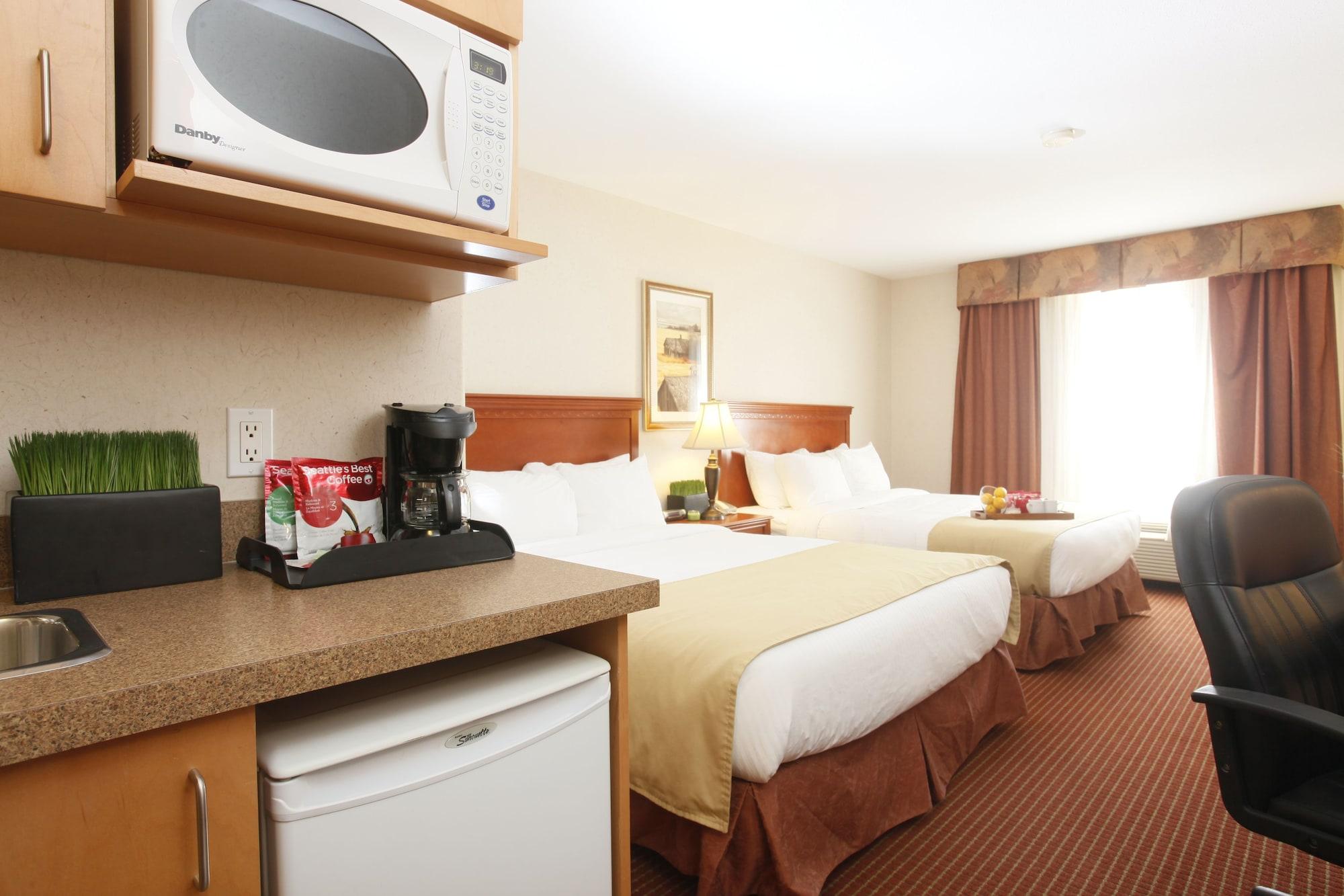 Stonebridge Hotel Dawson Creek Bagian luar foto
