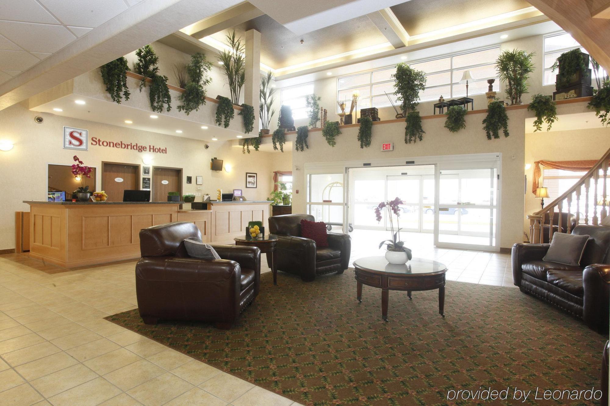 Stonebridge Hotel Dawson Creek Bagian luar foto